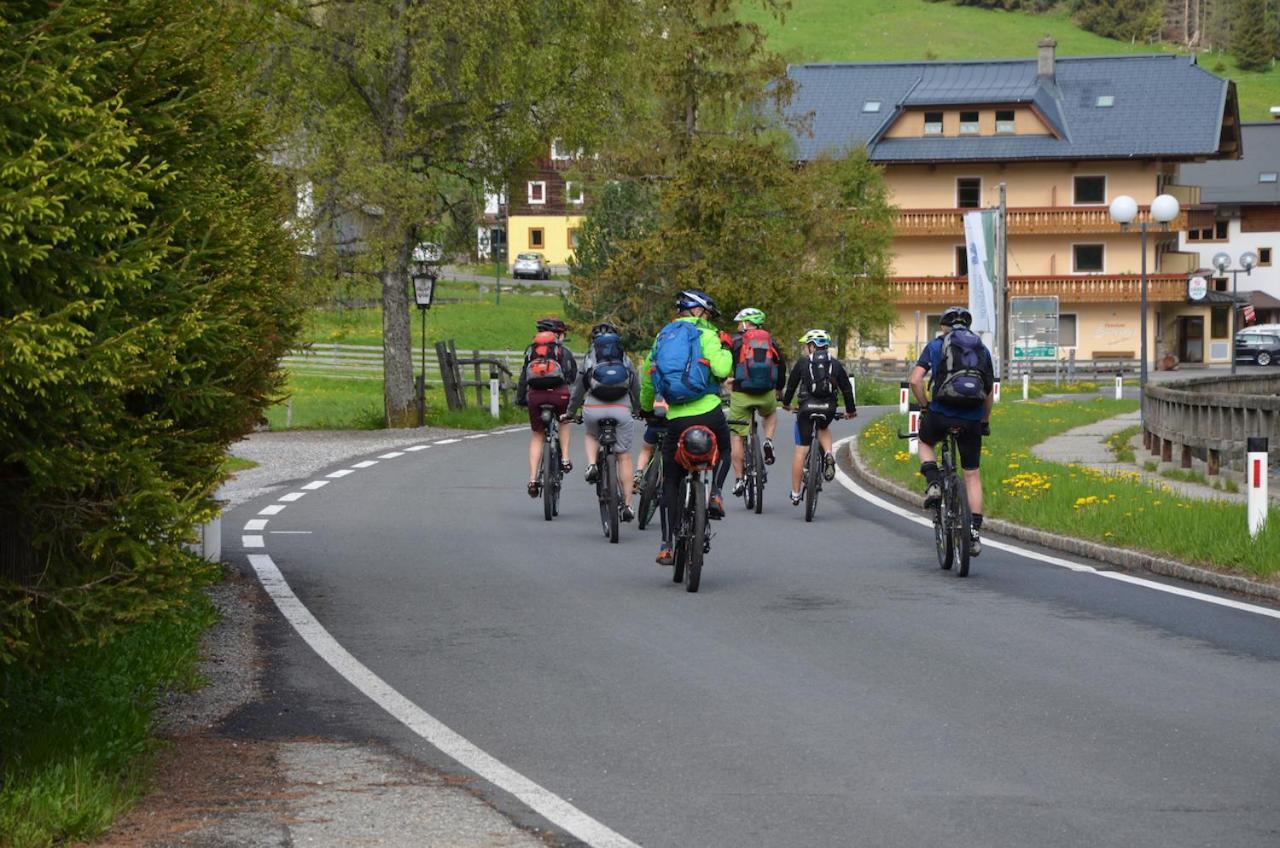 Gaestehaus Christophorus Innerkrems Eksteriør billede